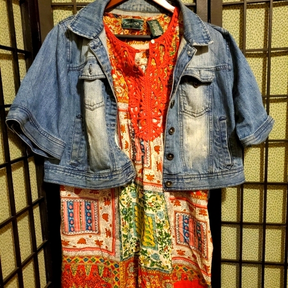 Bohemian Sleeveless Tunic - Picture 4 of 6